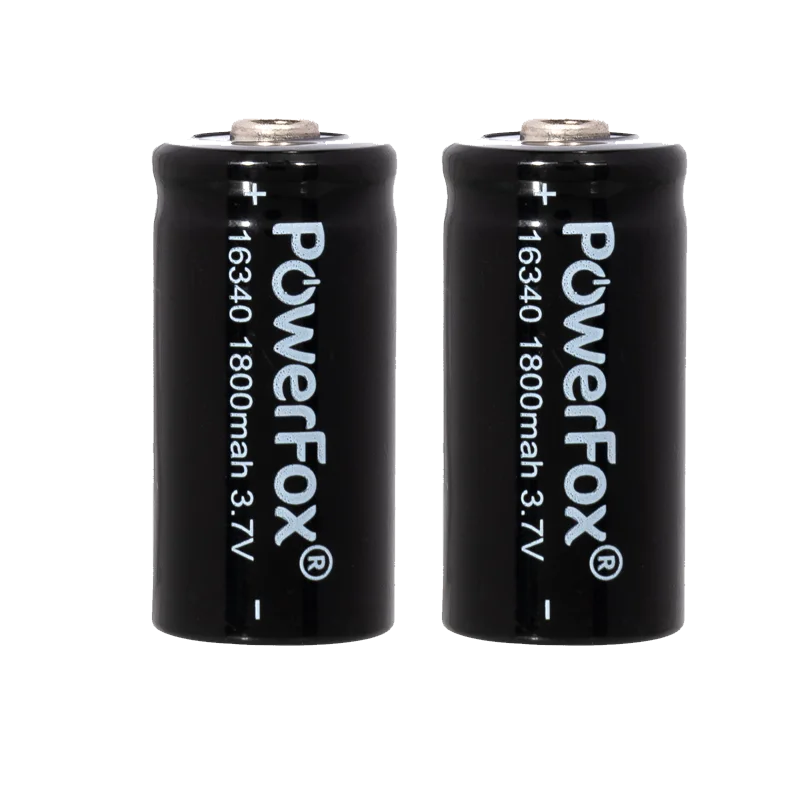 Twee PowerFox 16340 oplaadbare accu’s voor mini laserpennen